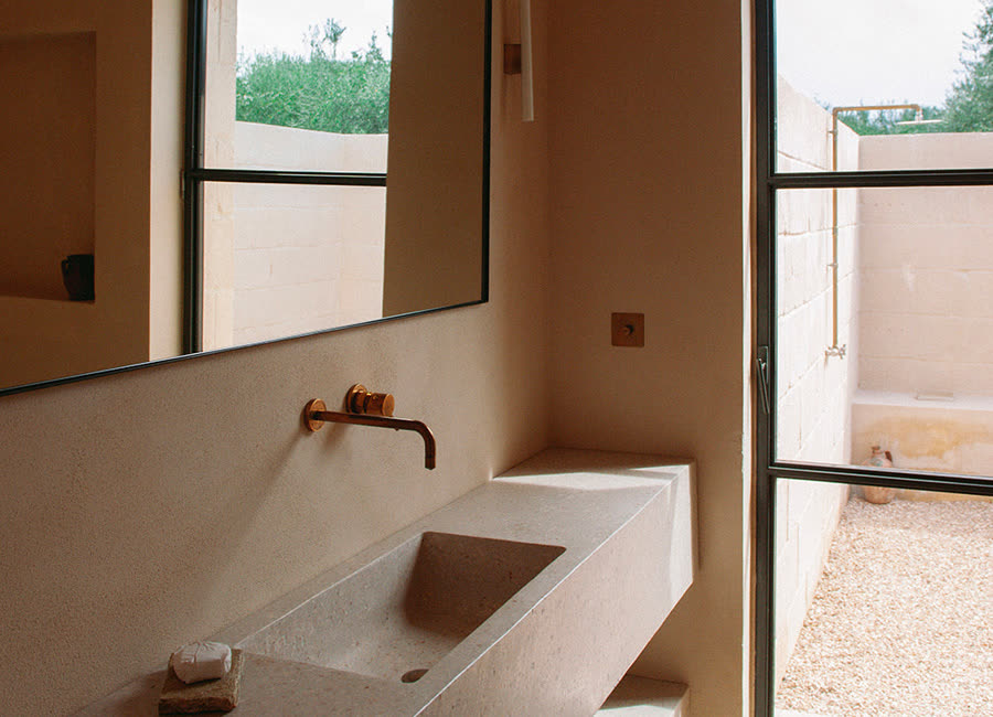 Casa Maiora retreat house detail